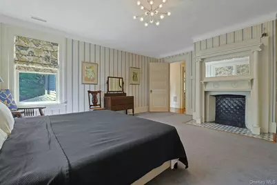 215 Soundview Avenue, White Plains, NY 10606 - Photo 33