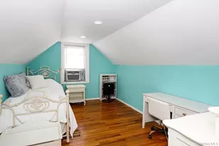 7 Catherine Ct, Elmont, NY 11003 - Photo 19