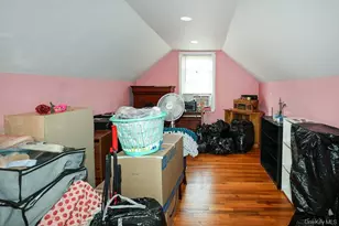 7 Catherine Ct, Elmont, NY 11003 - Photo 21