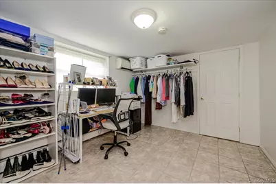30 Cheshire Road, Inwood, NY 11096 - Photo 17