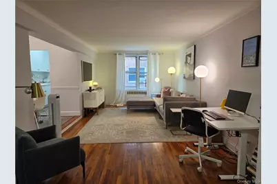 67-12 Yellowstone Boulevard #B15, Forest Hills, NY 11375 - Photo 1