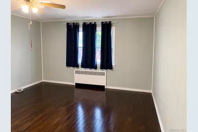 187 Perry Street, Hempstead, NY 11550 - Photo 9