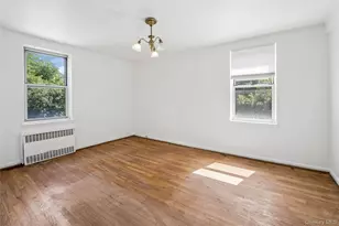 247 Parkview Ave, Bronxville, NY 10708 - Photo 15