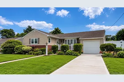 32 Taylor Drive, Farmingdale, NY 11735 - Photo 5