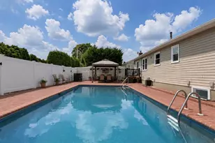 32 Taylor Dr, Farmingdale, NY 11735 - Photo 29
