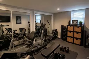 32 Taylor Dr, Farmingdale, NY 11735 - Photo 27