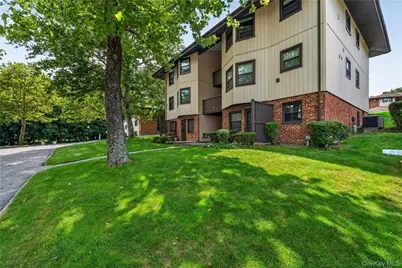 3 Hampton Court #B, Yorktown Heights, NY 10598 - Photo 3