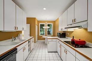 38 Woodlands Dr, Tuxedo Park, NY 10987 - Photo 9