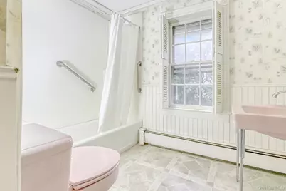 6 Juniper Terrace, Suffern, NY 10901 - Photo 11