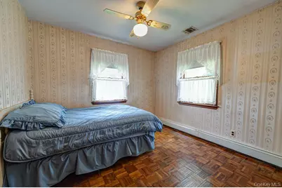 17 Eckert Street, South Huntington, NY 11746 - Photo 13