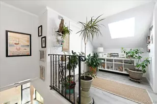 25 Rhode Island Ave, Massapequa, NY 11758 - Photo 21