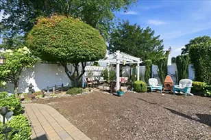25 Rhode Island Ave, Massapequa, NY 11758 - Photo 33