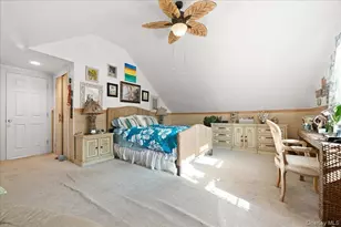 25 Rhode Island Ave, Massapequa, NY 11758 - Photo 25