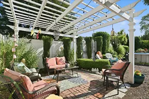 25 Rhode Island Ave, Massapequa, NY 11758 - Photo 35