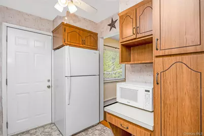 2671 7th Avenue, East Meadow, NY 11554 - Photo 13