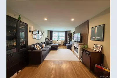 124 S Park Avenue #2V, Rockville Centre, NY 11570 - Photo 13