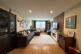 124 S Park Ave, Rockville Centre, NY 11570 - Photo 13
