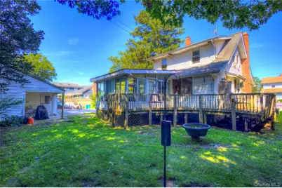 81 Notre Dame Avenue, Hicksville, NY 11801 - Photo 9