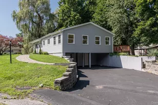 16 Trinity Pl, Rhinebeck, NY 12572 - Photo 33