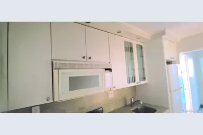 65-35 Yellowstone Boulevard #1D, Forest Hills, NY 11375 - Photo 3