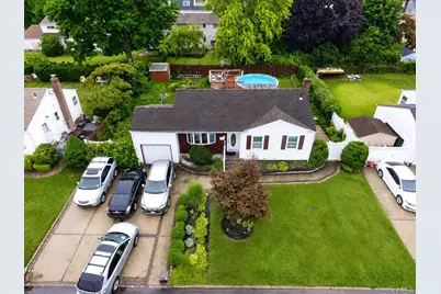 80 Carroll Street, Brentwood, NY 11717 - Photo 13