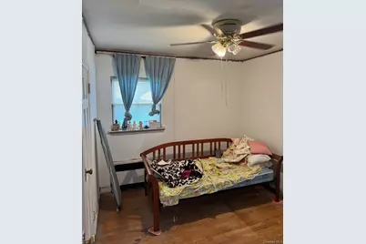 13176 233rd Street, Rosedale, NY 11422 - Photo 5