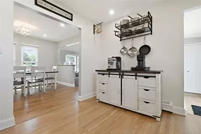 1363 Manatuck Boulevard, Bay Shore, NY 11706 - Photo 11