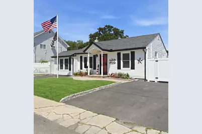 1363 Manatuck Boulevard, Bay Shore, NY 11706 - Photo 29