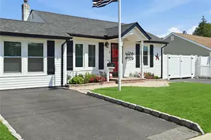 1363 Manatuck Blvd, Bay Shore, NY 11706 - Photo 27