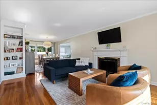 1321 Surrey Ln, Rockville Centre, NY 11570 - Photo 3