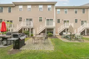 35 Meadow Ln, Nanuet, NY 10954 - Photo 7