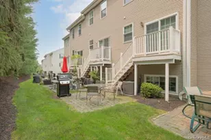 35 Meadow Ln, Nanuet, NY 10954 - Photo 5