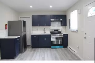 211 Parkway Blvd, Wyandanch, NY 11798 - Photo 11