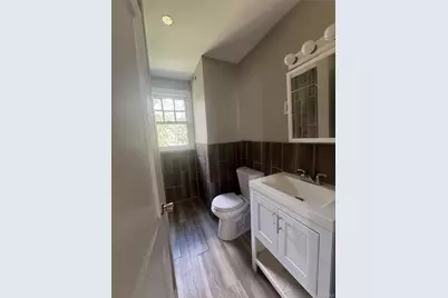 425 Landing Avenue, Smithtown, NY 11787 - Photo 11