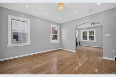 94-45 243rd Street, Floral Park, NY 11001 - Photo 5