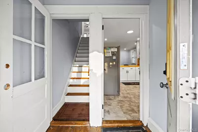 42 N Corona Avenue, Valley Stream, NY 11580 - Photo 17