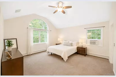 117 Hallock Road, Lake Grove, NY 11755 - Photo 21