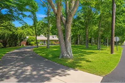 117 Hallock Road, Lake Grove, NY 11755 - Photo 5
