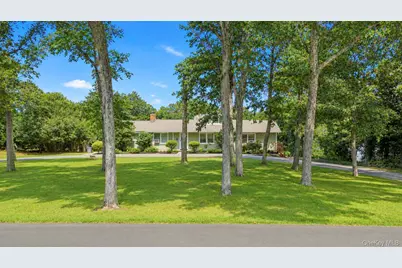 117 Hallock Road, Lake Grove, NY 11755 - Photo 3