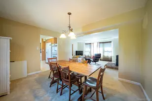 9 Michael Ct, Centereach, NY 11720 - Photo 7