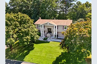 4 Rockridge Drive, Thiells, NY 10984 - Photo 1