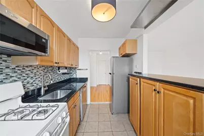 88-10 35th Avenue #3F, Jackson Heights, NY 11372 - Photo 5