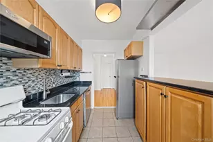88-10 35th Ave, Jackson Heights, NY 11372 - Photo 5