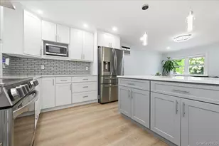 913 Merillon Ave, Westbury, NY 11590 - Photo 13