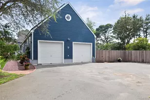 9 Aberdeen Ln, Southampton, NY 11968 - Photo 13