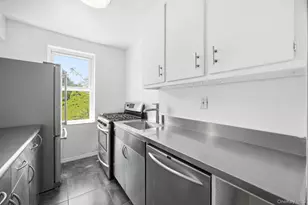 800 Grand Concourse, Bronx, NY 10451 - Photo 5