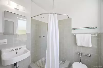 800 Grand Concourse #2DN, Bronx, NY 10451 - Photo 9