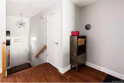1802 Regent Drive, Mount Kisco, NY 10549 - Photo 9