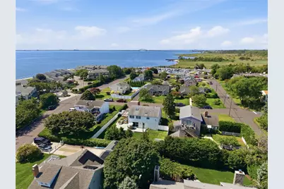 57 Girard Avenue, Bay Shore, NY 11706 - Photo 45