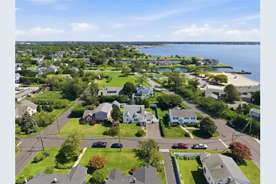57 Girard Avenue, Bay Shore, NY 11706 - Photo 41